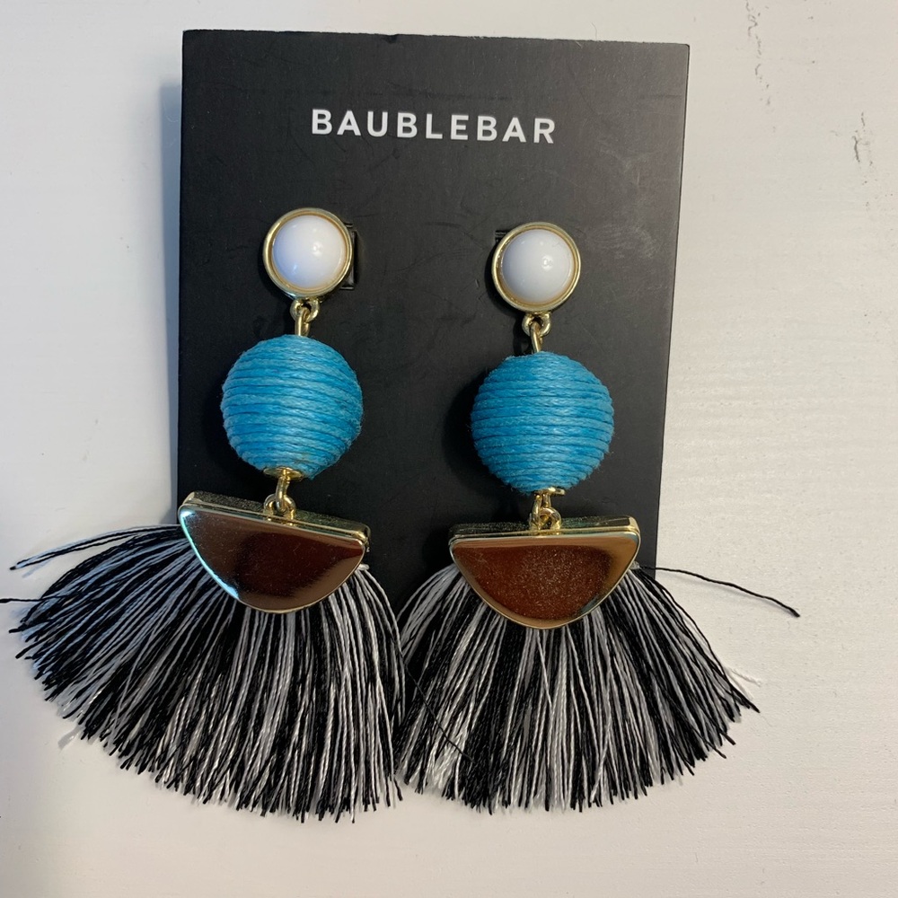 NWT 🏷 BaubleBar tassel drop statement earrings